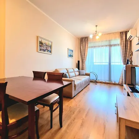 Sea View With Parking Apartment